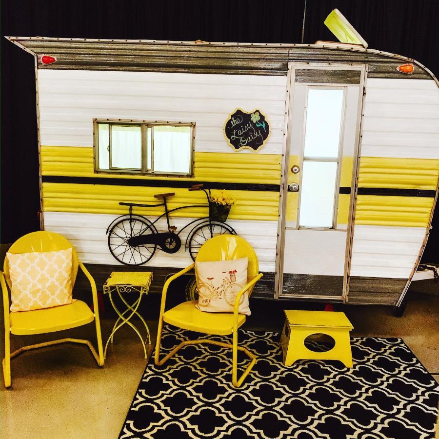 Lone Star Glamp Inn Warrenton Esterno foto