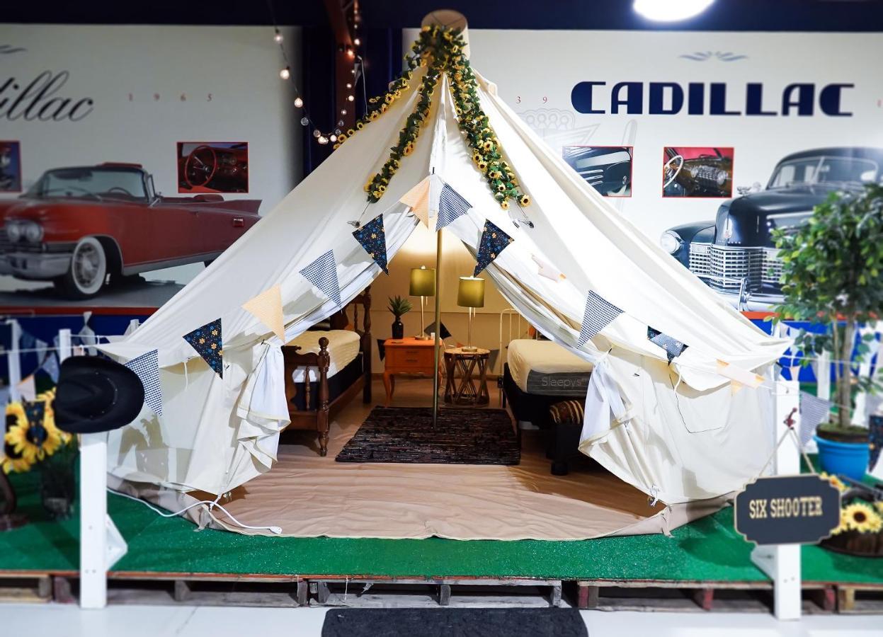 Lone Star Glamp Inn Warrenton Esterno foto