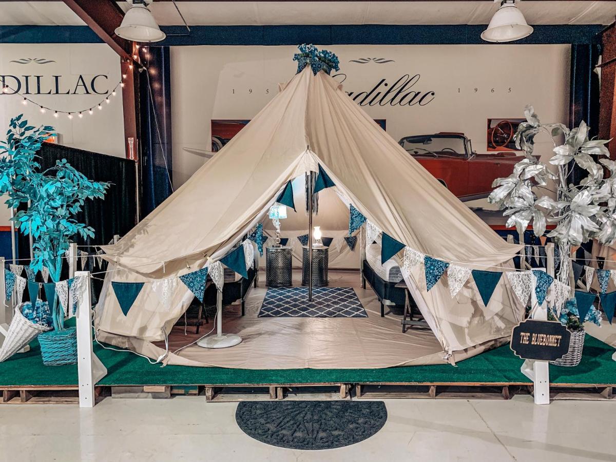 Lone Star Glamp Inn Warrenton Esterno foto