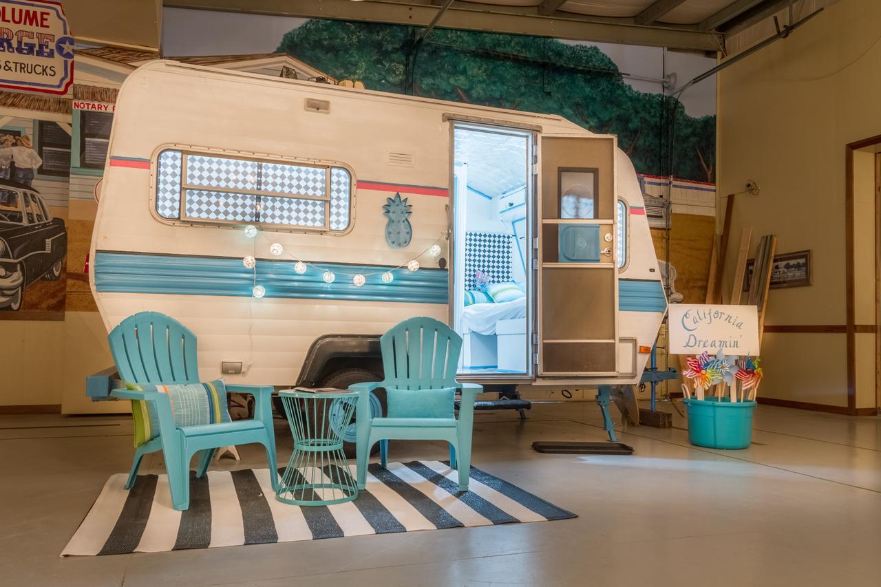 Lone Star Glamp Inn Warrenton Esterno foto